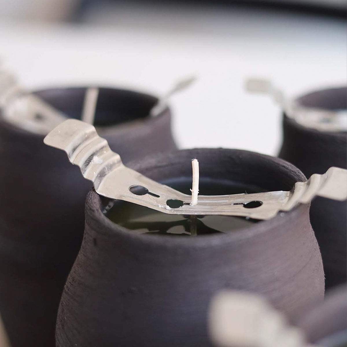 A Guide to Soy Wax and Paraffin Candles